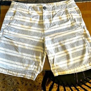 American Eagle 8” inseam Prep shorts 30” waist
